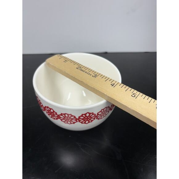 Crate & Barrel Holiday Flower Snowflake Nesting Serving Mixing Bowls EUC - Picture 12 of 13